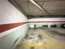 Plaça de cotxe en venta a la zona del Bon Preu photo 0