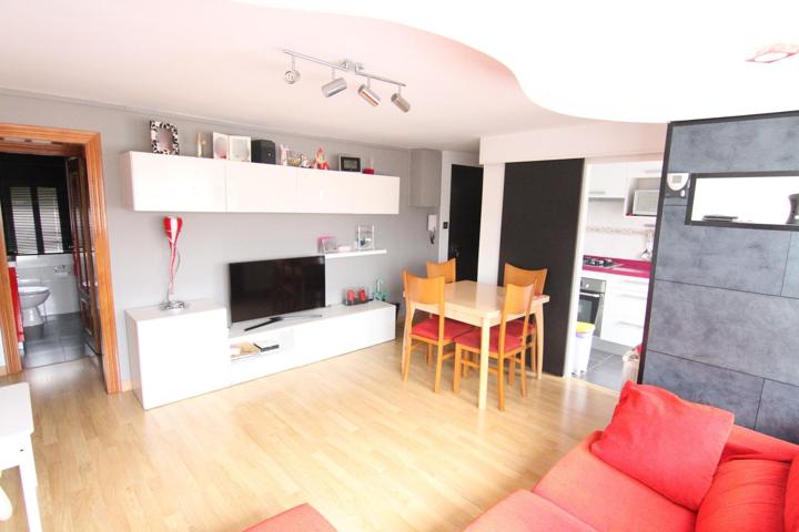 Piso reformado de 3 habitaciones en Sant Bernat photo 0