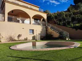 Casa con piscina en Can Villalba photo 0