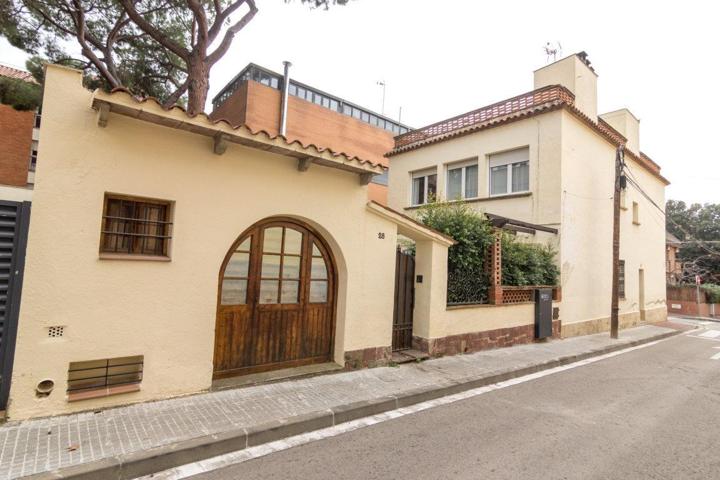 Especial y única casa en el Eixample de Sant Cugat photo 0