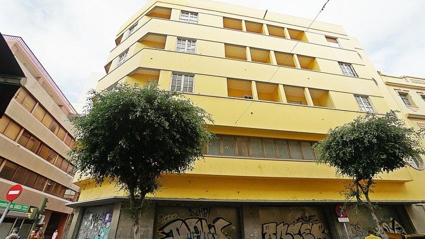 En venta edificio en el Parque Santa Catalina photo 0