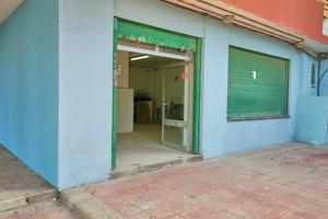 Local comercial diáfano junto a Farmacia photo 0