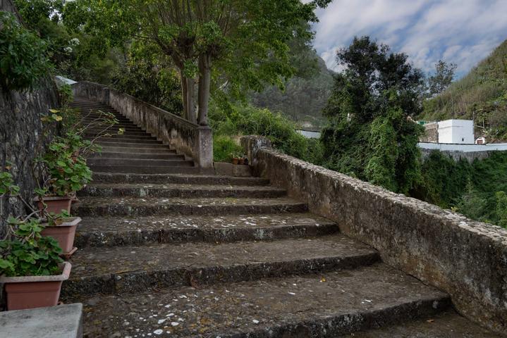 Encantadora Casa Rústica en Teror, Zona del Hornillo, con Amplio Terreno y Vistas Privilegiadas photo 0