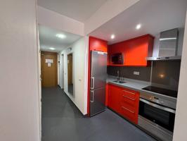 Se alquila coqueto apartamento de un dormitorio en la calle Sagasta, en La Puntilla, en edificio en photo 0