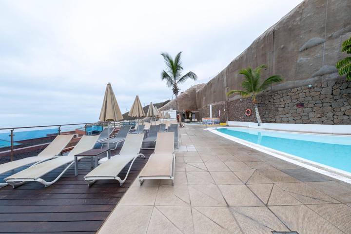 Complejo de 46 Apartamentos en Playa de Amadores -Puerto Rico-Mogan photo 0