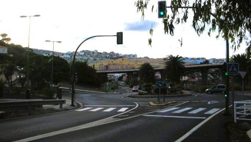 ESTUPENDO SOLAR URBANO photo 0
