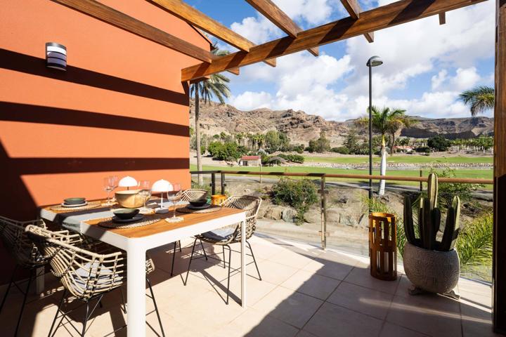 Preciosa villa de esquina en la exclusiva zona de Anfi Tauro con vistas al campo de golf. photo 0