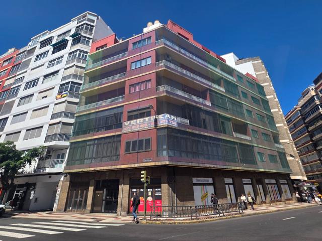 OPORTUNIDAD ÚNICA: DESCUBRE TU NUEVO HOGAR EN LA CALLE NÉSTOR DE LA TORRE photo 0