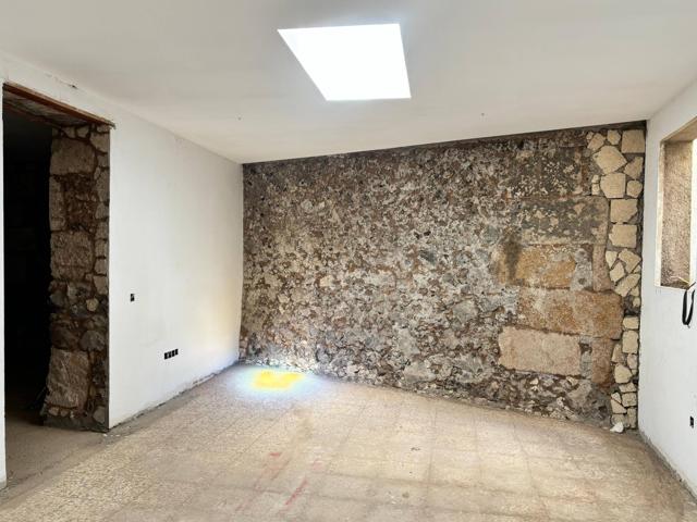 Casa con encanto en Arafo. Buena ubicación, amplia, reformada parcialmente y con bonitas vistas photo 0