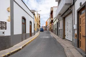 Bonito piso en venta en el casco histórico de Arucas. photo 0