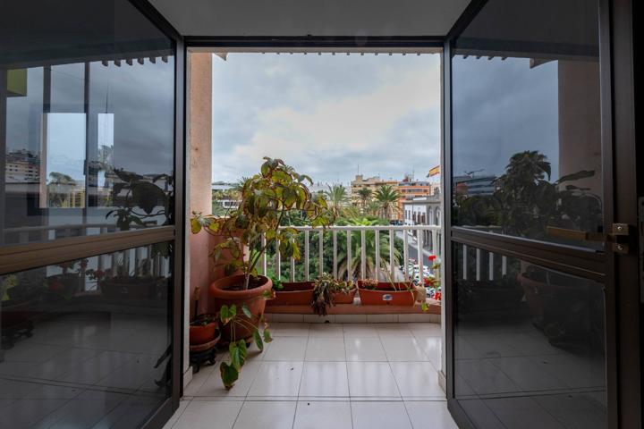 🏡 Se vende piso con encanto en el centro de Las Palmas – Plaza de la Feria photo 0