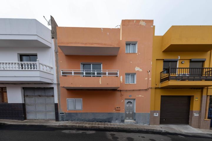 Casa en venta en Vínculo de Solís, Moya photo 0
