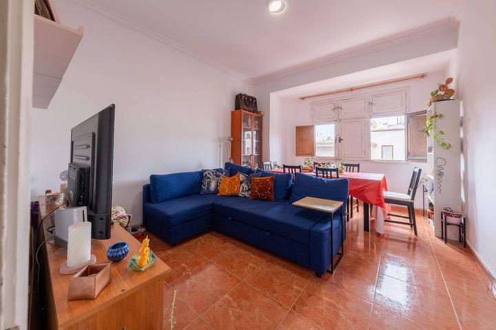 Vivienda con vistas despejadas en el centro – Ideal para invertir o vivir photo 0
