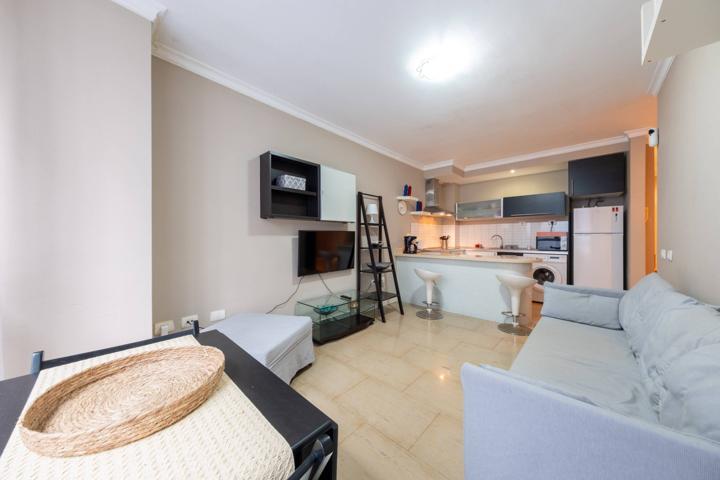 Precioso piso en venta junto a la Playa de Las Canteras – ¡Vive en el corazón de la ciudad! photo 0