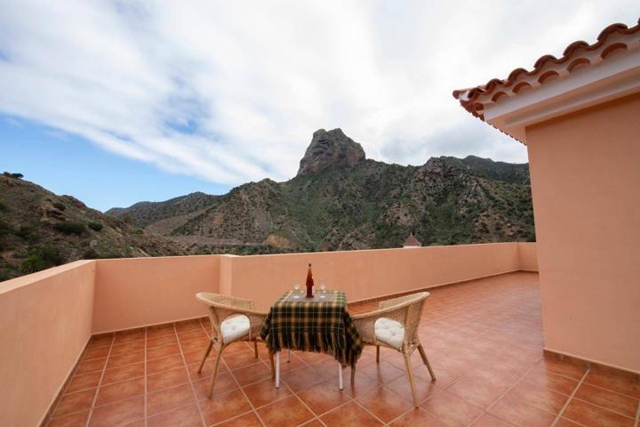 VENTA DE CASA CON TERRENO VALLEHERMOSO-LA GOMERA photo 0