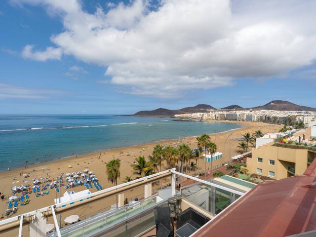 Ático Dúplex Exclusivo en Primera Línea de la Playa de Las Canteras photo 0