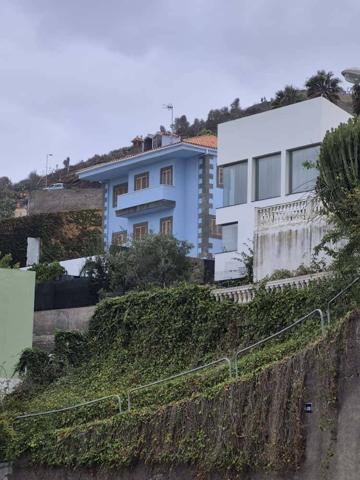 Exclusivo chalet con impresionantes vistas en la urbanización Monteluz photo 0