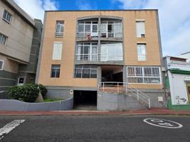 ¡OPORTUNIDAD: VENTA DE PISO SEMI NUEVO EN CARDONES! photo 0