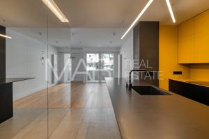 Exclusiva vivienda con reforma de diseño en el vibrante barrio de Chopera photo 0