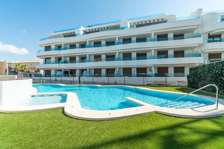 Apartamento Exclusivo en Planta Baja Frente a la Piscina photo 0