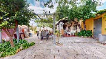 🏡 Oportunidad Única en Chinchón – Tu Refugio Perfecto 100% autosuficiente photo 0