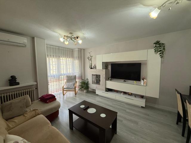 🏡 ¡PISO EN ALQUILER TOTALMENTE REFORMADO Y AMUEBLADO EN CALLE HIGINIO RODRÍGUEZ – 1.300€-MES! photo 0