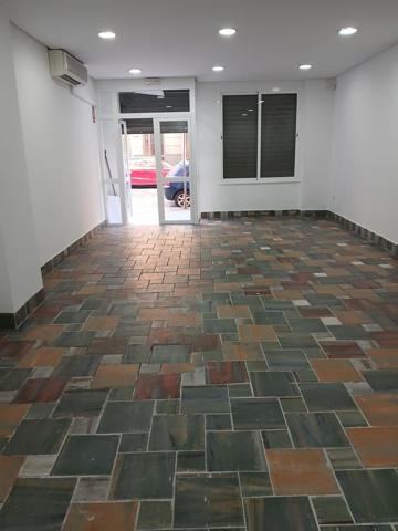 Local Comercial en Alquiler - Zona La Merced, Huelva photo 0