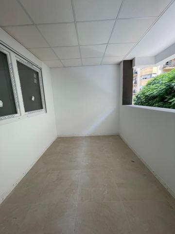 ¡MEGA OPORTUNIDAD! Local Dúplex con patio y terraza ideal para múltiples usos – Centro Alicante photo 0