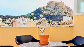 Ático con terraza y vistas al Castillo | Centro Tradicional Alicante photo 0