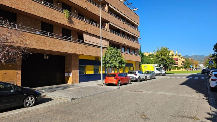 GARAJE EN EDIFICIO LOS JARDINES DE LA SIERRA photo 0