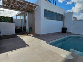 ESPECTACULAR VIVIENDA CON PISCINA Y GARAJE EN HUERTA DE LA REINA photo 0