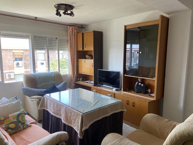 SE VENDE PISO JUNTO A CARLOS III - LEVANTE photo 0