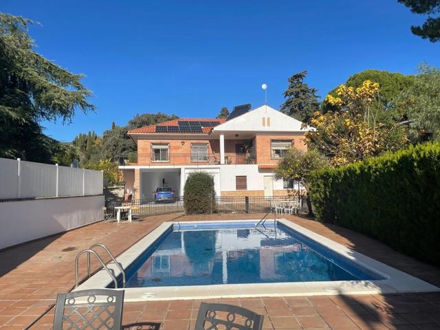 OCASION!!! CHALET EN EL BRILLANTE, ZONA EL MAYORAL photo 0