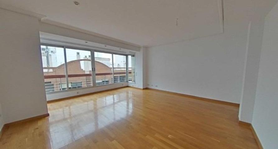 Piso En venta en Centro, Alicante photo 0