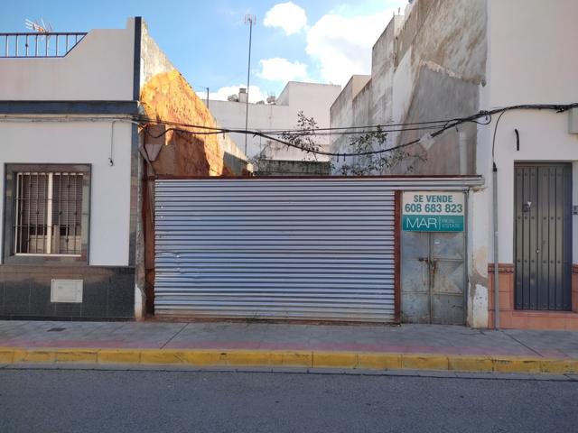 SUELO URBANO EN EL CENTRO DE DOS HERMANAS photo 0