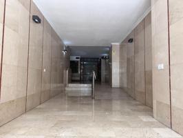 Piso de 2 dormitorios en Reina Mercedes photo 0