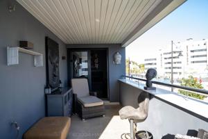¡Vive la Costa del Sol a lo grande! Tu nuevo hogar en Los Álamos, Torremolinos photo 0