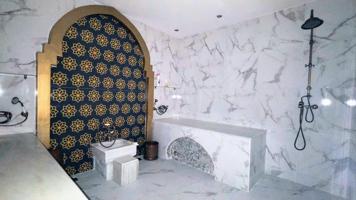 SE VENDE LOCAL COMERCIAL.¡OPORTUNIDAD DE INVERSIÓN EN PLENO CENTRO DE TORREMOLINOS! photo 0