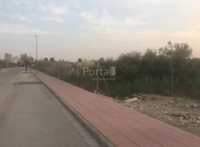 Descubre suelo urbano residencial por 384.020€ con 1.104m² en calle benemis en Piles photo 0