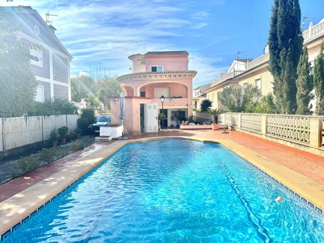 Chalet en playa de oliva photo 0