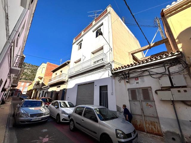GRAN CASA EN EL CENTRO DE PALMA DE GANDIA – ESPACIO, TERRAZAS Y MUCHAS POSIBILIDADES photo 0