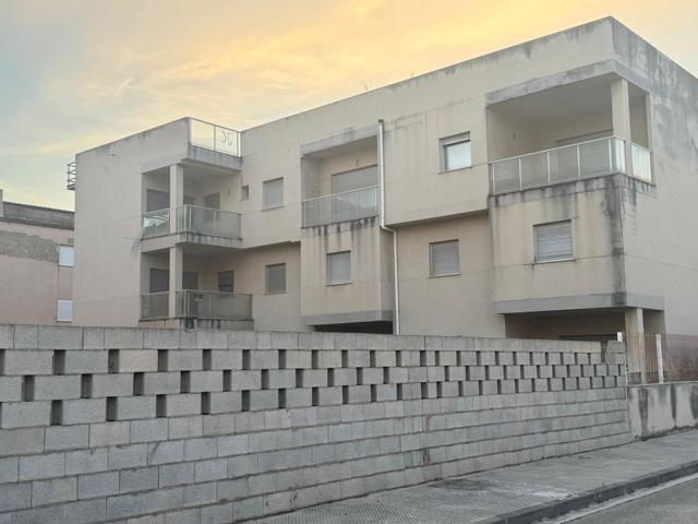 OPORTUNIDAD INVERSORES. Edificio en construcción al 65% en la playa de Miramar. photo 0