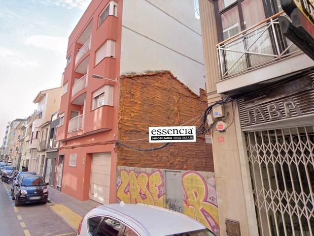 Terreno urbano en calle Alfaro 8 de 73 m2 de parcela. Ideal para una casa familiar o construcción de estudios en altura. PROYECTO DE EJECUCIÓN photo 0