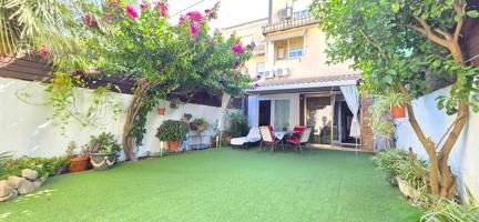 🏡 ¡La casa que tanto tiempo llevabas esperando ya está disponible! 🌳✨ Amplio jardín, dos viviendas en una y un sinfín de posibilidades. photo 0