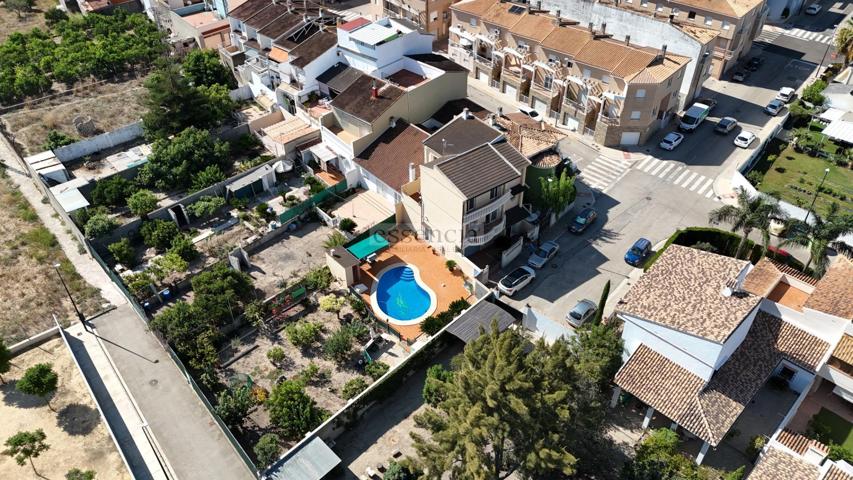 🌴✨ ¡ESPECTACULAR CASA INDEPENDIENTE EN PALMERA CON PISCINA Y PARCELA DE +500 M2! ✨🌴 photo 0