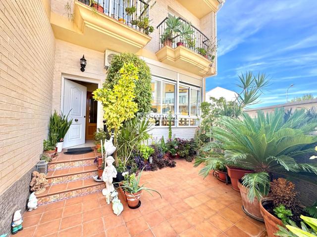 🏡✨ ADOSADO EN VENTA EN GANDÍA – CON ASCENSOR PRIVADO Y TODO LO QUE NECESITAS 🚪🚿🚗 photo 0