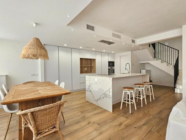 Exclusivo Dúplex Reformado en el Centro de San Vicente del Raspeig photo 0