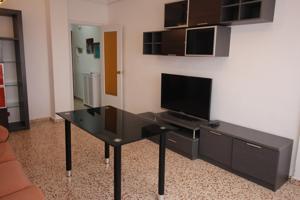 Bonito y acogedor piso en alquiler photo 0