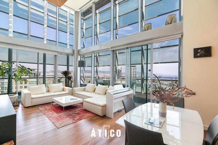 En venta ático dúplex con terraza de 72m2 con vistas al mar en La Illa del Mar, Barcelona photo 0