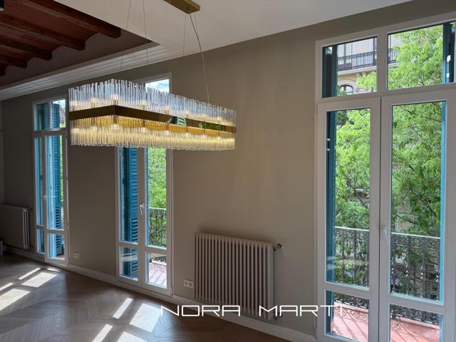 Exclusiva propiedad para estrenar, ubicada cerca del Paseo San Juan, Barcelona photo 0